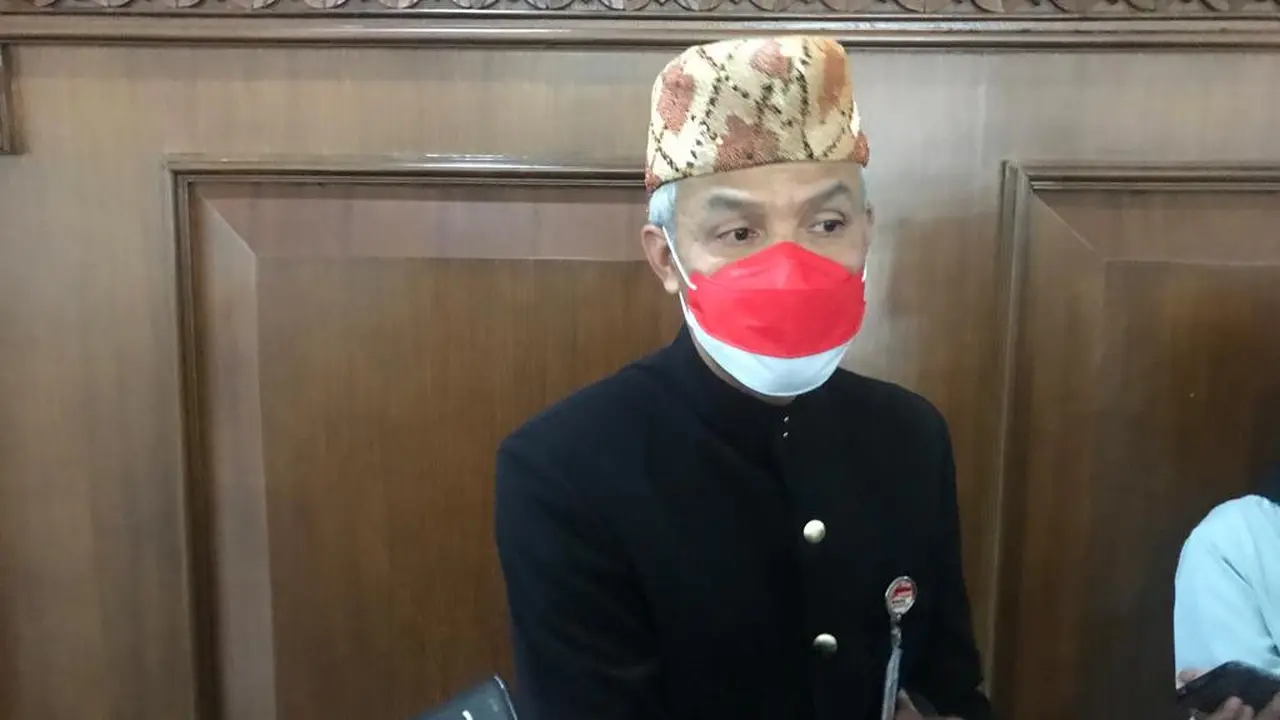 Ilustrasi Foto Gubernur Jawa Tengah , Ganjar Pranowo saat di temui di Gedung Grahadika Kota Semarang