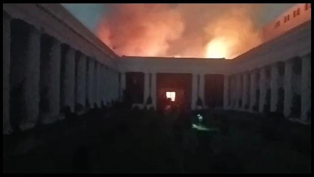 Museum Nasional Kebakaran, 8 Unit Damkar Diturunkan