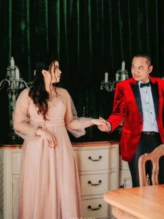 7 Potret Insank Nasruddin Mantan Suami Kalina Ocktaranny dengan Calon Istri