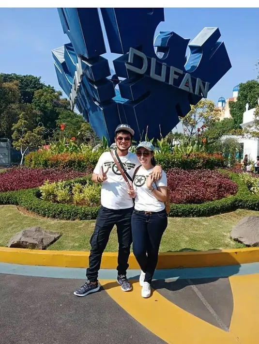 Rio Reifan dan Henny Mona