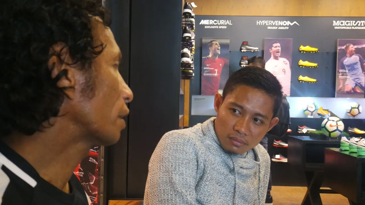 Rochi Putiray, Evan Dimas