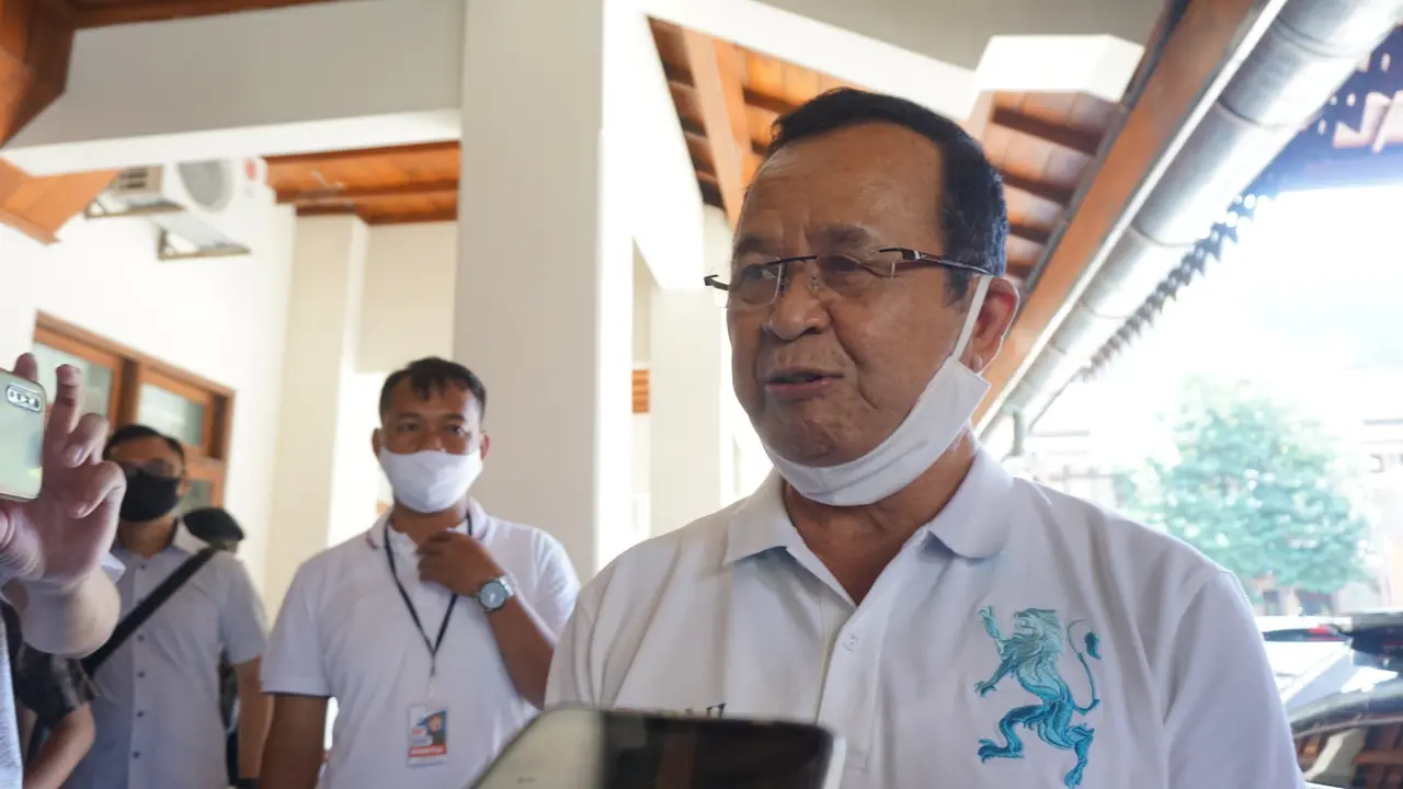Penampilan Baru Achmad Purnomo