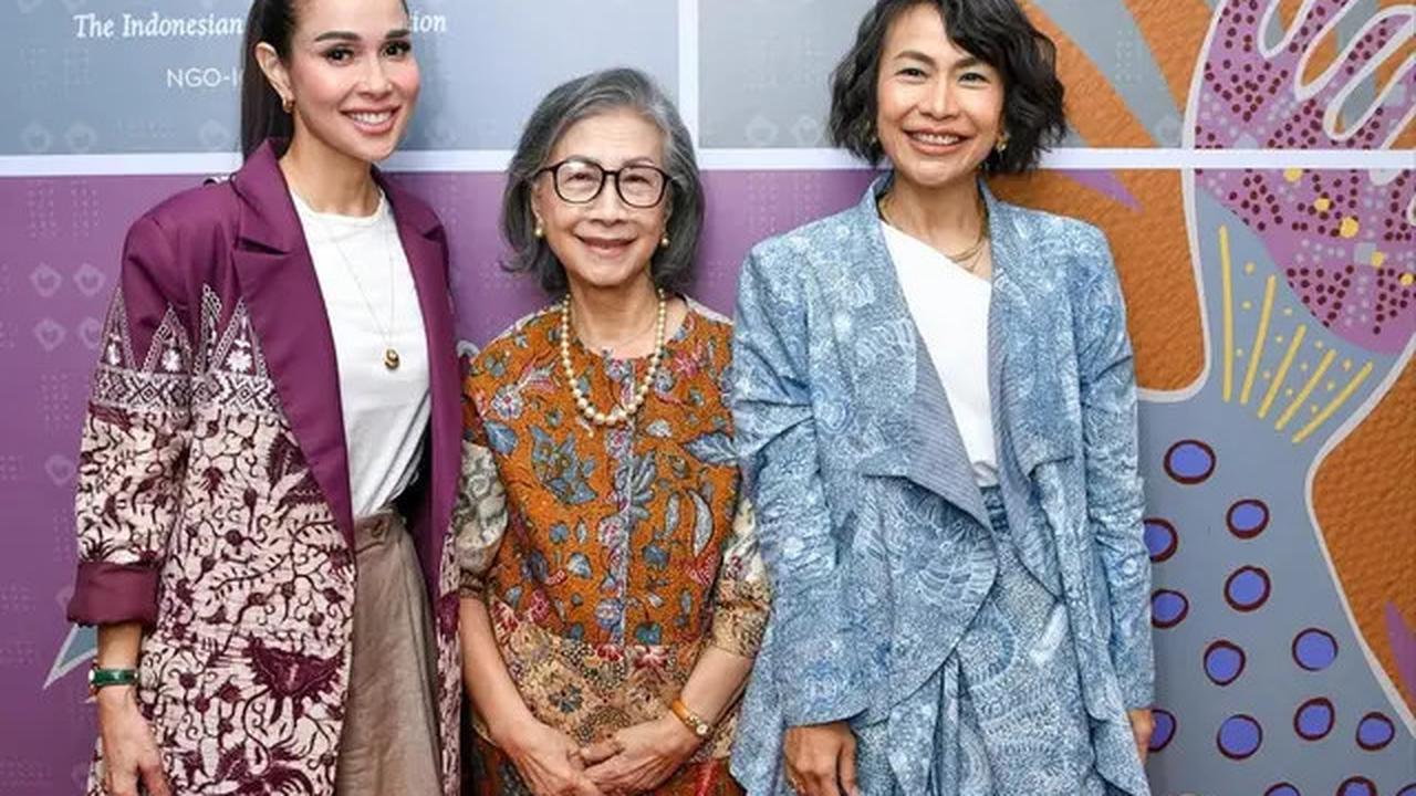 7 Model Baju Batik Loemongga Haoemasan, Jadi Inspirasi Gaya Formal dan Elegan Istri Menteri