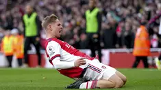Gelandang Arsenal, Emile Smith Rowe berseleberasi usai mencetak gol ke gawang Watford pada pertandingan lanjutan Liga Inggris di Stadion Emirates, London, Minggu (17/11/2021). Arsenal menang tipis atas Watford 1-0. (John Walton/PA via AP)