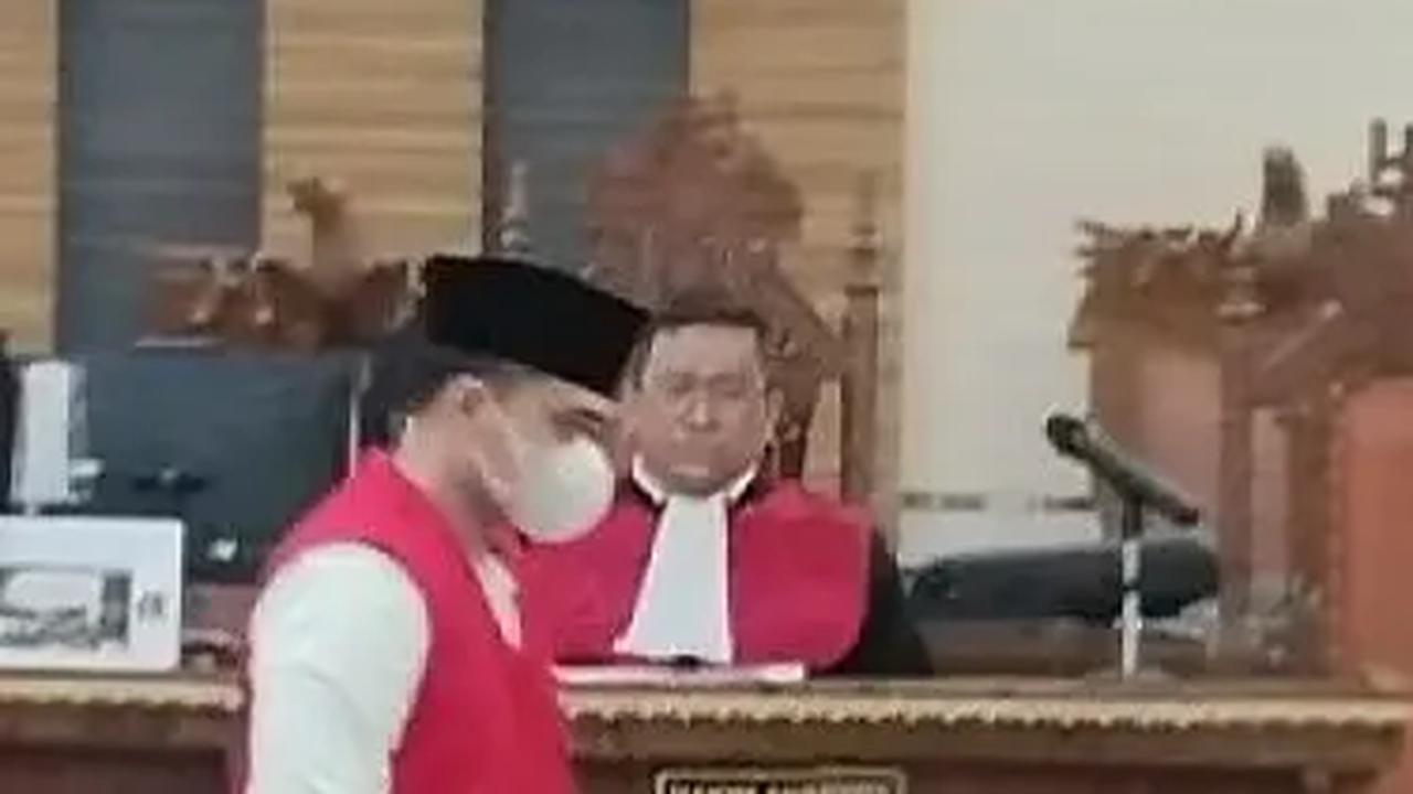 Tiga Bulan Bantu Fredy Pratama Edarkan Sabu dan Ekstasi, AKP Andri Gustami Kantongi Uang Rp1,3 Miliar