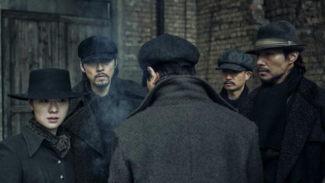 Hyun Bin dalam film Korea Harbin. (CJ Entertainment via Soompi)