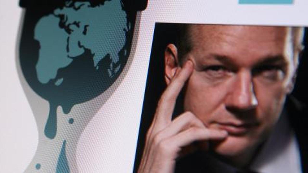 Julian Assange: Wikileaks bakal hebohkan dunia tahun depan