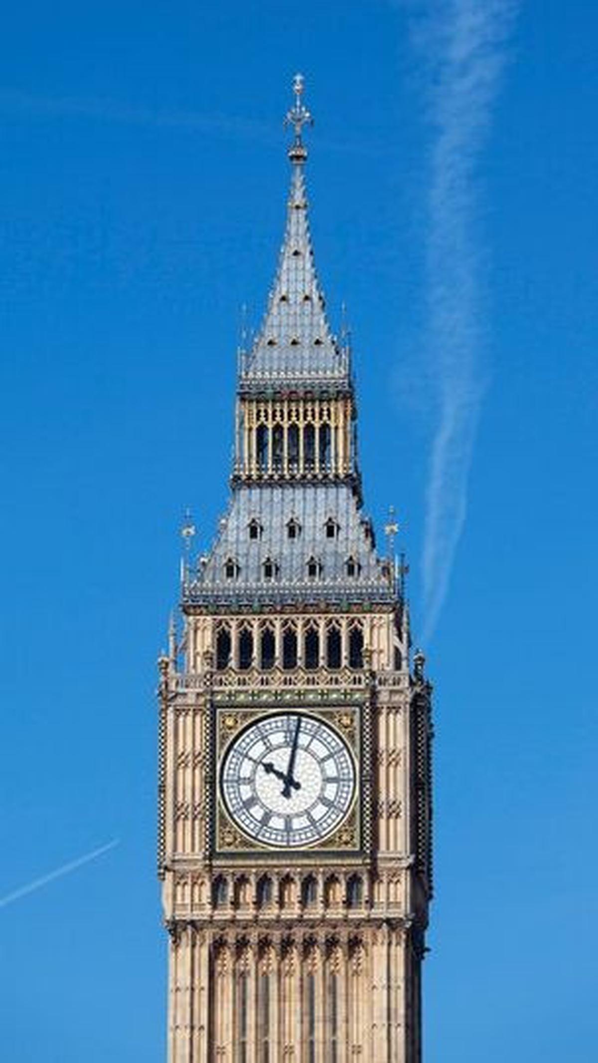 Pemkot Madiun masih berencana menbangun miniatur jam Big Ben Inggris, Kincir Angin Belanda, dan Patung Liberty Amerika