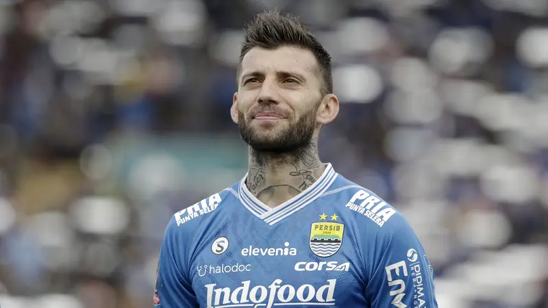 Bek Persib Bandung, Bojan Malisic