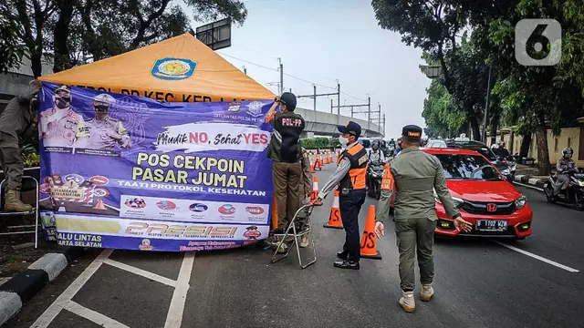 Pos penyekatan Pasar Jumat