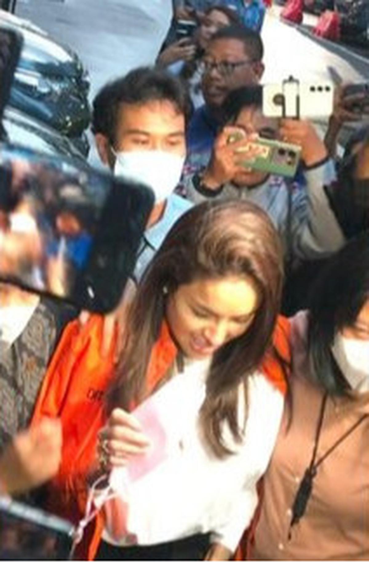 9 Potret Nikita Mirzani yang Segera Disidang, Berkas Soal Dugaan Pemerasan Sudah P21