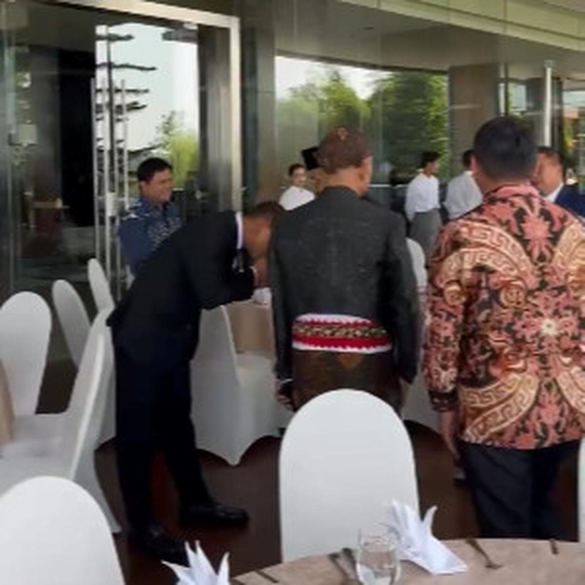 Momen Eks Ajudan Wapres Hadiri Pernikahan Perwira Polisi