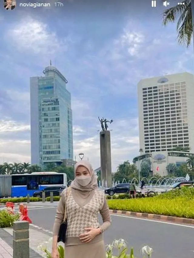 Hamil Anak Pertama, Ini 6 Potret Baby Bump Novia Giana Istri Ikbal Fauzi