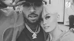 Agnez Mo kembali membuat kejutan untuk warganet dengan mengunggah foto mesra dengan chris Brown.