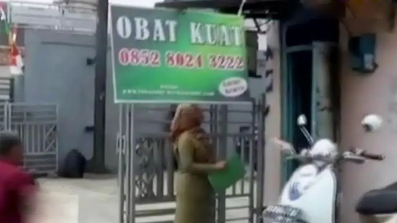 20150908-Razia Obat-Jakarta
