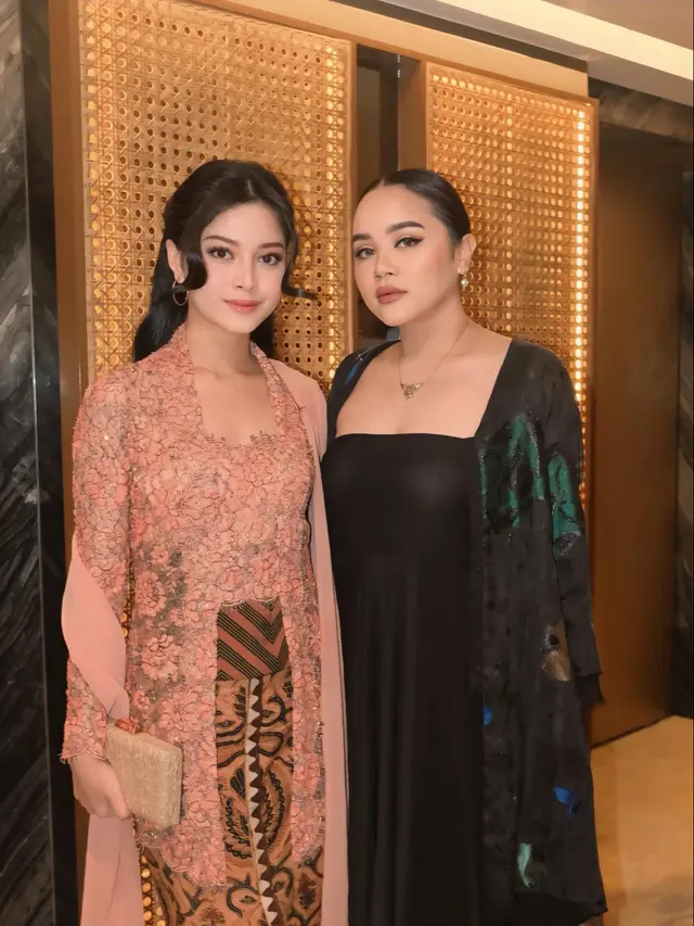 Para Artis di Ngunduh Mantu Al Ghazali dan Alyssa Daguise.