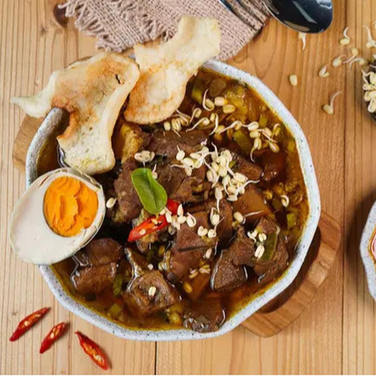 Resep Rawon Daging Sapi Khas Jawa Timur yang Gurih dan Nikmat