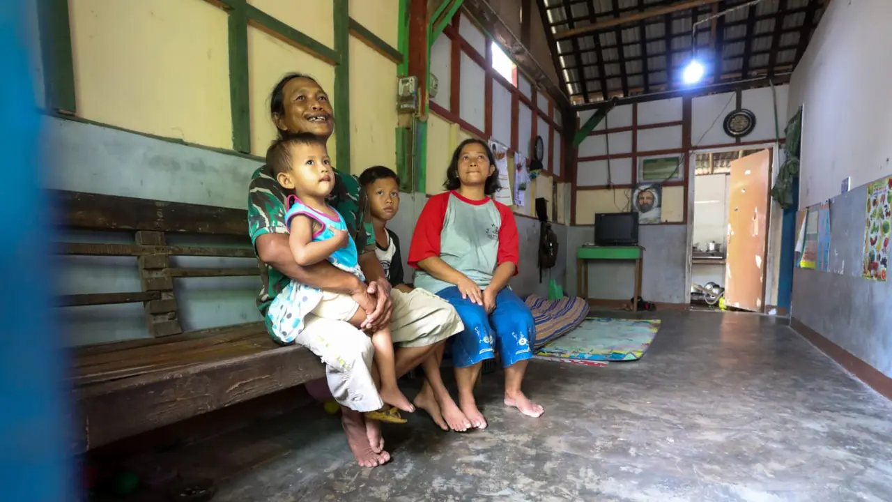 Warga Dapatkan Bantuan.