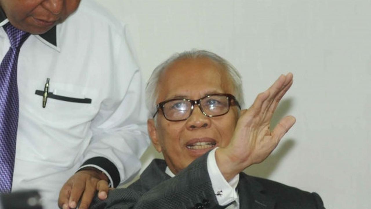 Hakim izinkan OC Kaligis berobat, sidang perdana kembali ditunda
