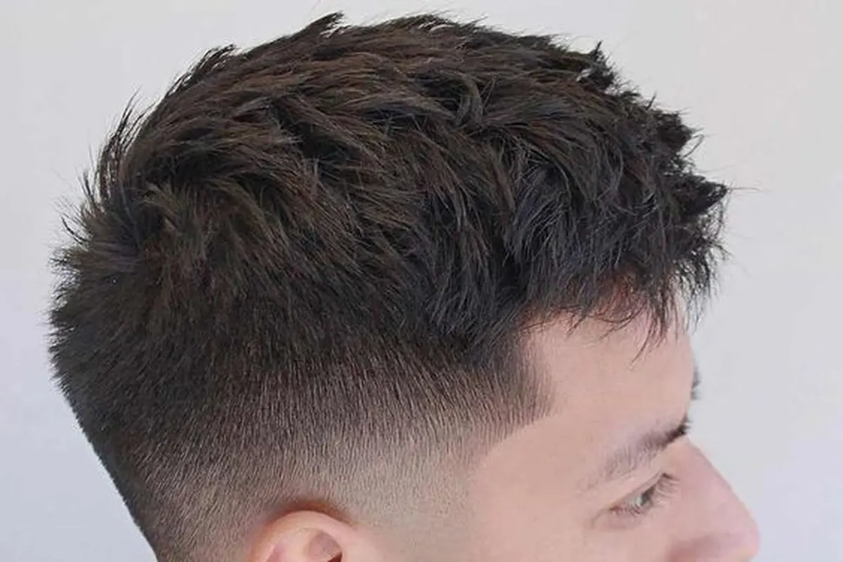 10 Model Potongan Rambut Pria yang Bikin Penampilan Makin Ganteng di Tahun 2024