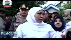 Gubernur Jawa Timur Khofifah Indar Parawansa, Kamis pagi, mendatangi lokasi banjir dampak luapan Kali Lamong di Cerme Gresik. Penanganan banjir Kali Lamong menurut Gubernur sudah masuk dalam Perpres No. 80 Tahun 2020.