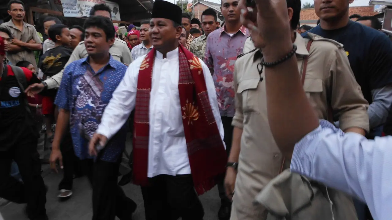 Prabowo bersama buruh di Bekasi