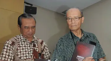 Syafii Maarif saat menjadi pembicara di Halal Bilhalal KPK bersama wartawan,  Jakarta (28/8) (Liputan6.com/Herman Zakharia)