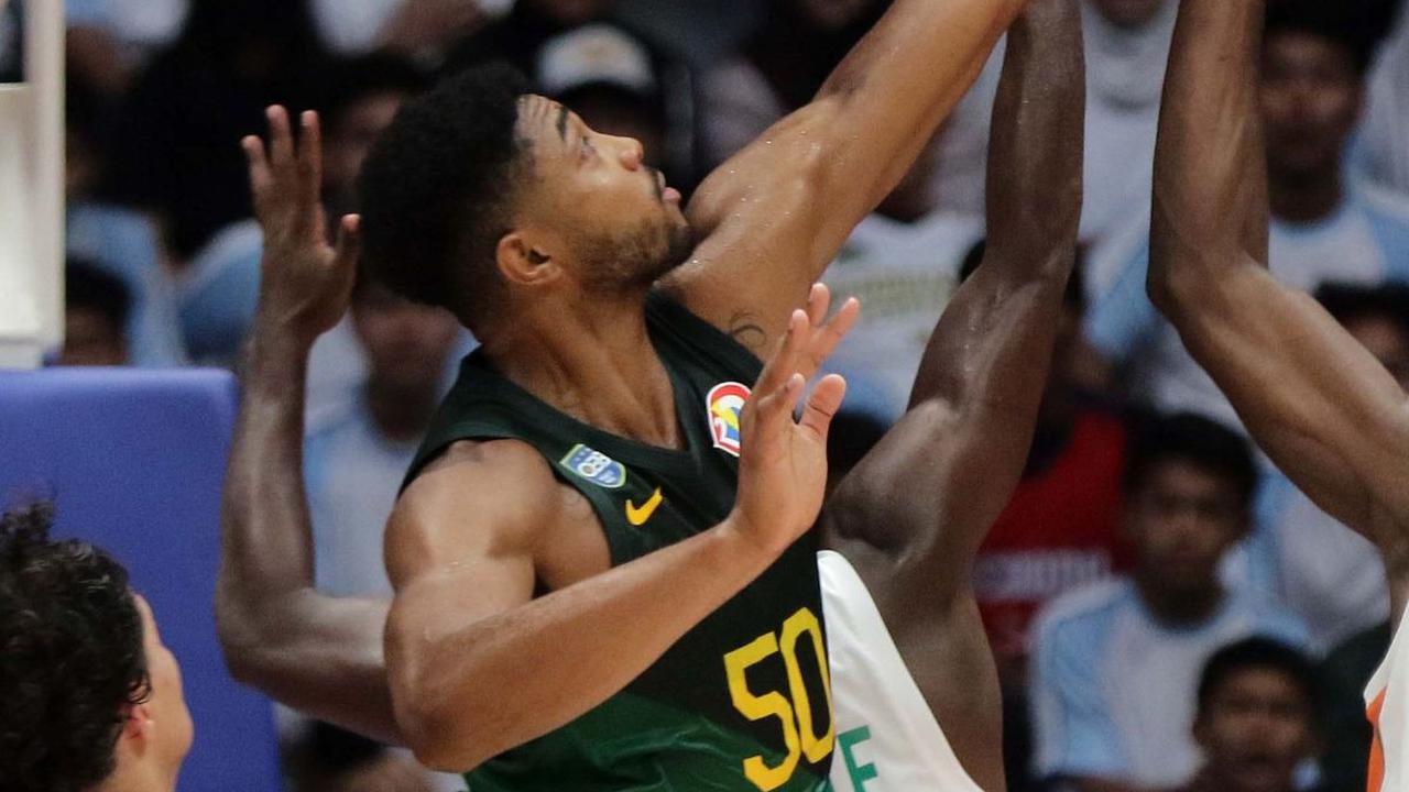 FOTO: Hajar Pantai Gading, Brasil Melangkah ke Putaran Dua Piala Dunia FIBA 2023