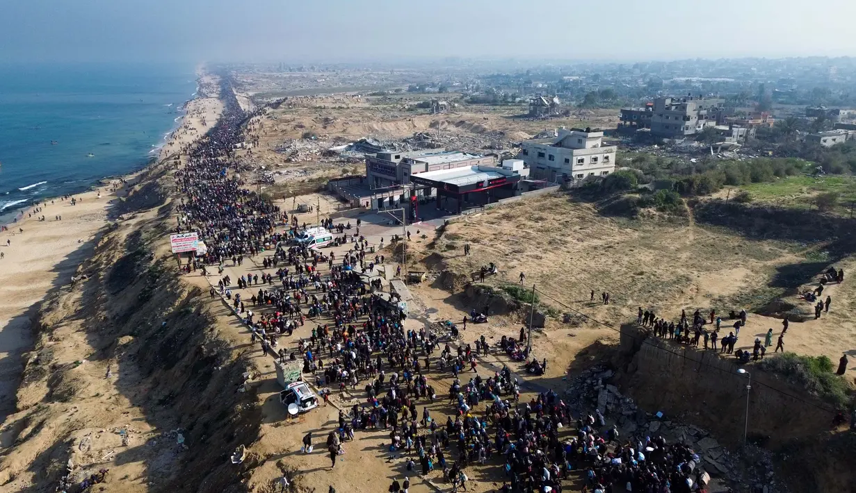 Hal ini menyusul pembebasan enam warga Israel yang disandera oleh milisi Hamas. Dan dibukanya kembali akses ke utara wilayah Gaza oleh Israel. (Foto oleh AFP)