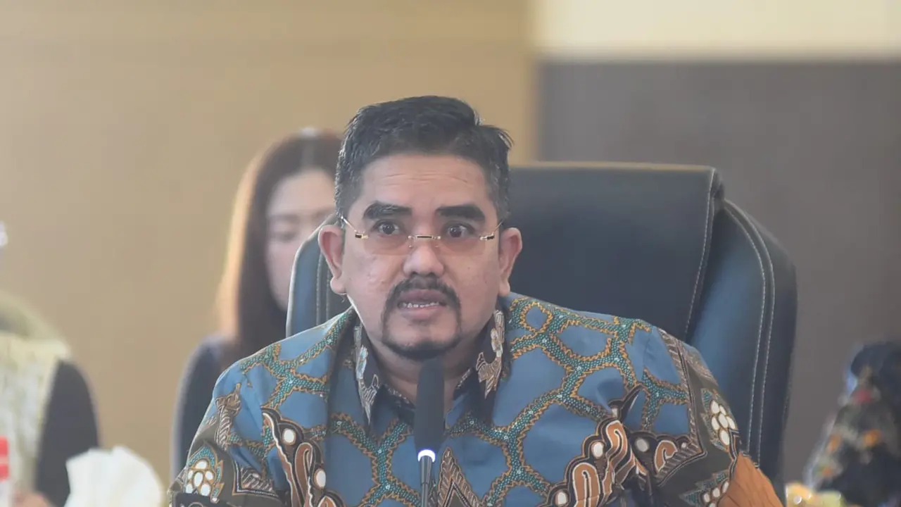 Anggota Komisi III DPR RI Nasyirul Falah Amru saat melakukan rapat Komisi III di Kompleks Parlemen DPR/MPR. (Istimewa)