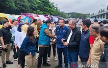 Komdigi Salurkan Bantuan Aceh: 118 Tangki Air Bersih dan Logistik untuk Pemulihan Pascabencana