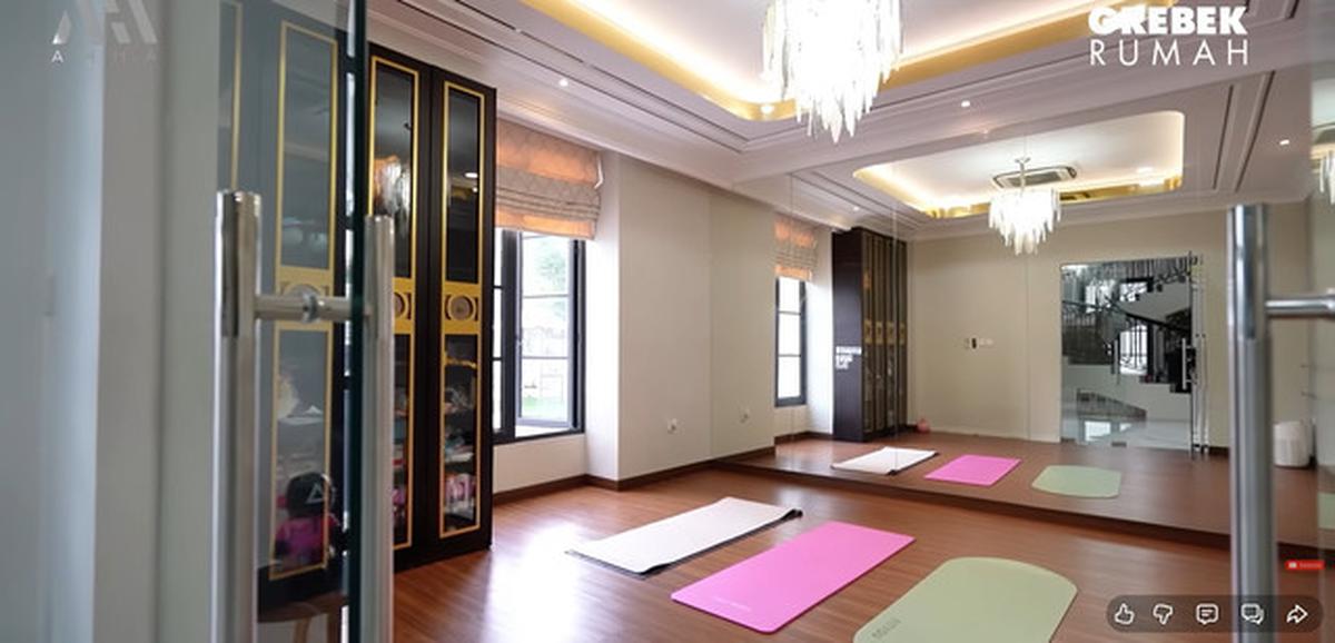 Potret Rumah Sarwendah dan Interiornya yang Mewah, Konsep Klasik Tapi Modern