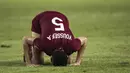 Bek Qatar, Yousef Aymen, merayakan kemenangan atas Thailand pada laga Piala AFC U-19 di SUGBK, Jakarta, Minggu (28/10). Qatar menang 7-3 atas Thailand. (Bola.com/Vitalis Yogi Trisna)