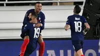 Timnas Prancis memetik kemenangan 2-0 atas Finlandia pada laga terakhir Grup D kualifikasi Piala Dunia 2022 zona Eropa di Helsinki Olympic Stadium, Rabu (17/11/2021) dini hari WIB. (Markku Ulander/Lehtikuva via AP)