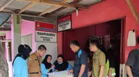 Bantuan Pangan Non Tunai (BPNT) mulai disalurkan kepada 52.924 Keluarga Penerima Manfaat (KPM) di Kota Tangerang. (Dok. Liputan6.com/Pramita Tristiawati)