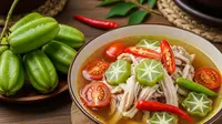 Resep Asem-Asem Ayam dengan Belimbing Wuluh  (Sumber: gemini.com)