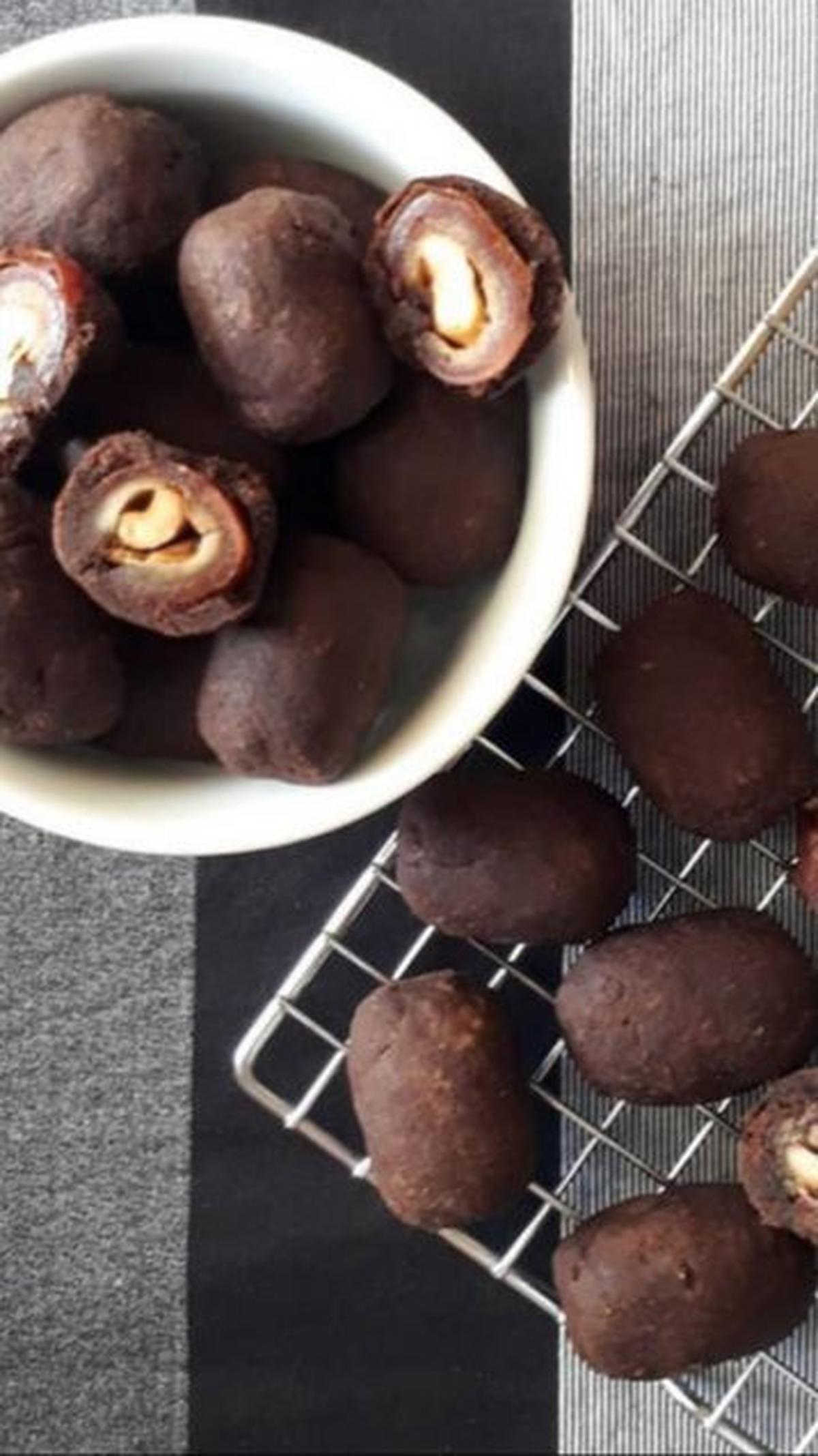 8. Resep Nastar Kekinian Cokelat Kurma Mete<br>