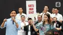 "Yang saya hormati ketua umum Gerindra, calon presiden Pak Prabowo. Tenang saja Pak Prabowo, tenang saja pak, saya sudah ada di sini," ujar Gibran. (Liputan6.com/Herman Zakharia)