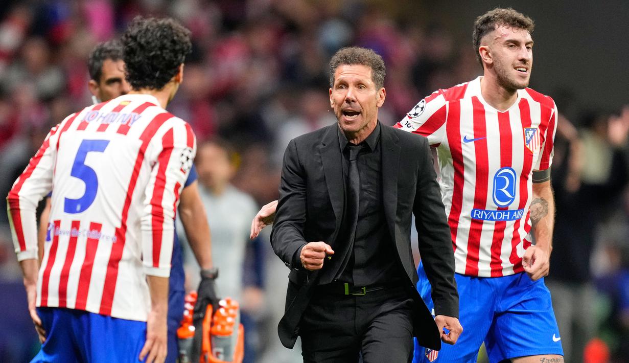 Simeone telah membukukan 1000 caps atau penampilan sebagai pelatih dalam laga leg pertama semifinal Liga Champions 2025/2026 antara Atletico Madrid melawan Arsenal di Metropolitano stadium, Madrid, Spanyol, Sabtu (29/04/2026) waktu setempat. (AP Photo/Manu Fernandez)