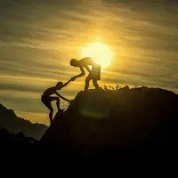 Ilustrasi mendaki gunung. (Sumber: Pixabay/Sasin Tipchai)