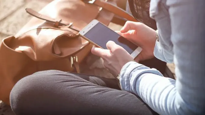 Pikir dulu sebelum forward/Copyright: pexels.com