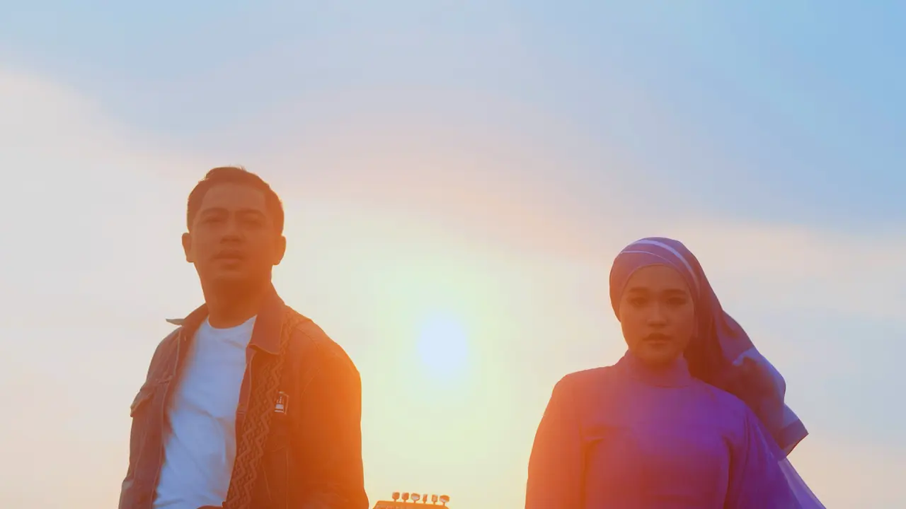 Ade Govinda dan Ernie Zakri