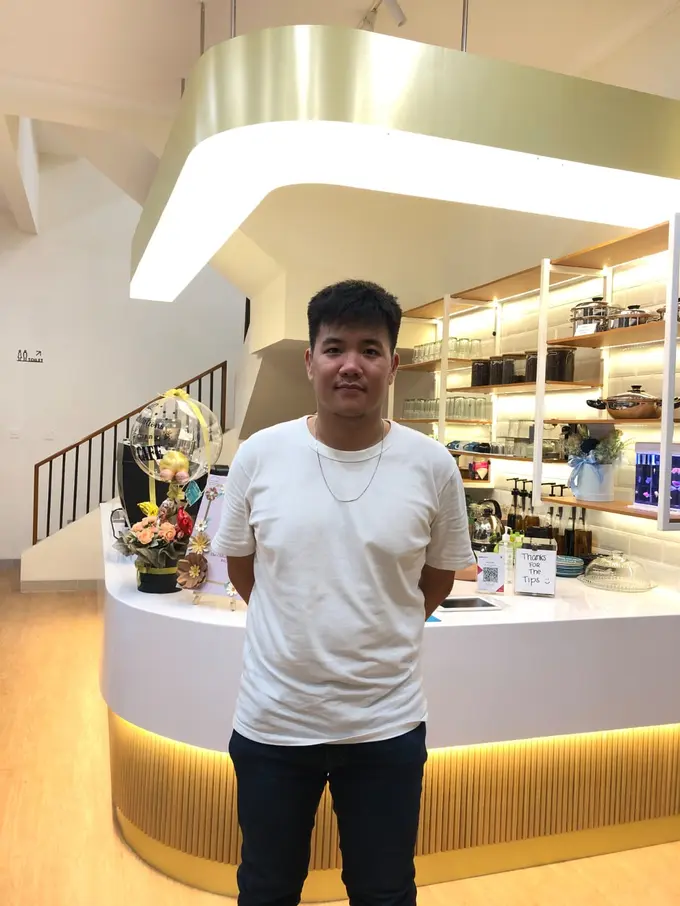 Marvel, owner Deaf Coffe Gading Serpong