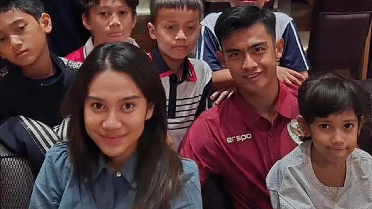 9 Potret Pasangan Muda Azizah Salsha dan Pratama Arhan Setelah Lebih dari Setahun Menikah