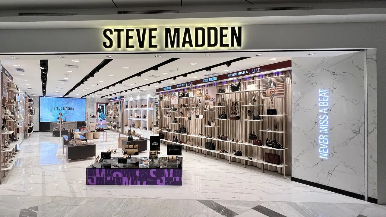 Steve Madden Hadir di Pakuwon Mall Bekasi, Koleksi Baru yang Stylish dan Trendi