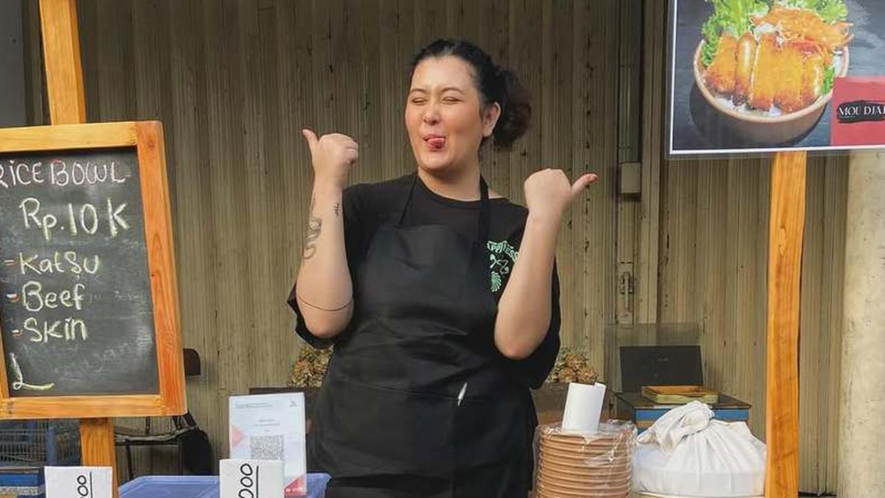 Nasib Dagangan Risol Talitha Curtis Usai Sang Artis Kembali ke Dunia Entertainment