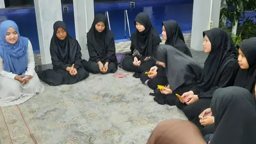 Wirda Mansur Tinggalkan Kuliah di Luar Negeri, Fokus Besarkan Pesantren  Darul Mansur - ShowBiz Liputan6.com