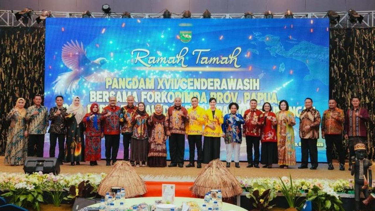 Gubernur Papua Tegaskan Stabilitas Keamanan Kunci Utama Pembangunan Daerah