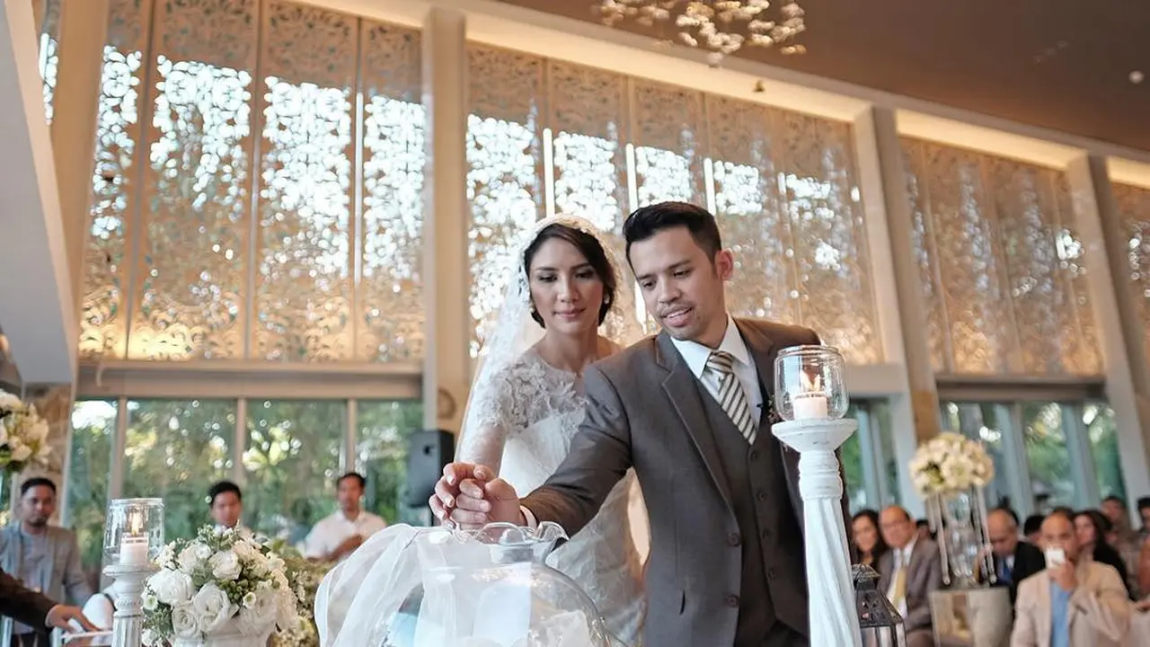 Acha Sinaga