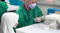 Kementerian Kesehatan (Kemenkes) mengingatkan masyarakat Indonesia, agar waspada karena telah menemukan sejumlah  pasien terkonfirmasi COVID-19 varian Arcturus.